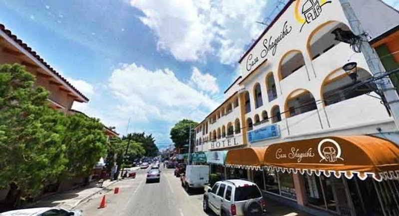Casa Shaguiba Hotel Crucecita  ภายนอก รูปภาพ