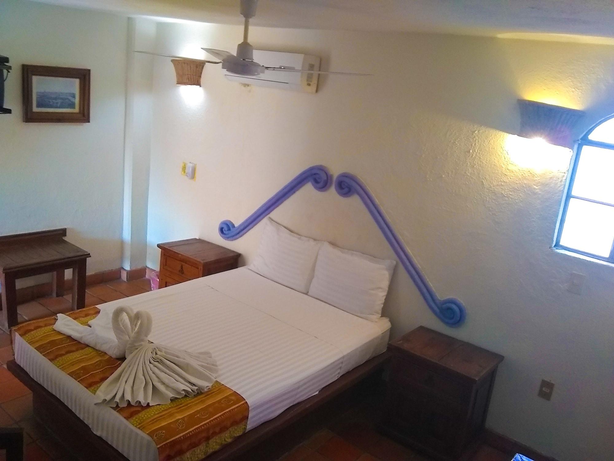 Casa Shaguiba Hotel Crucecita  ภายนอก รูปภาพ