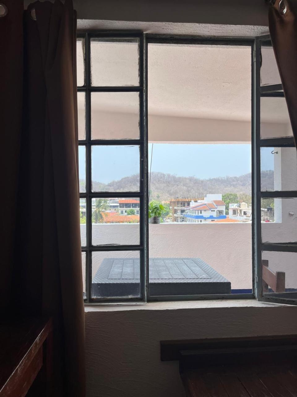 Casa Shaguiba Hotel Crucecita  ภายนอก รูปภาพ