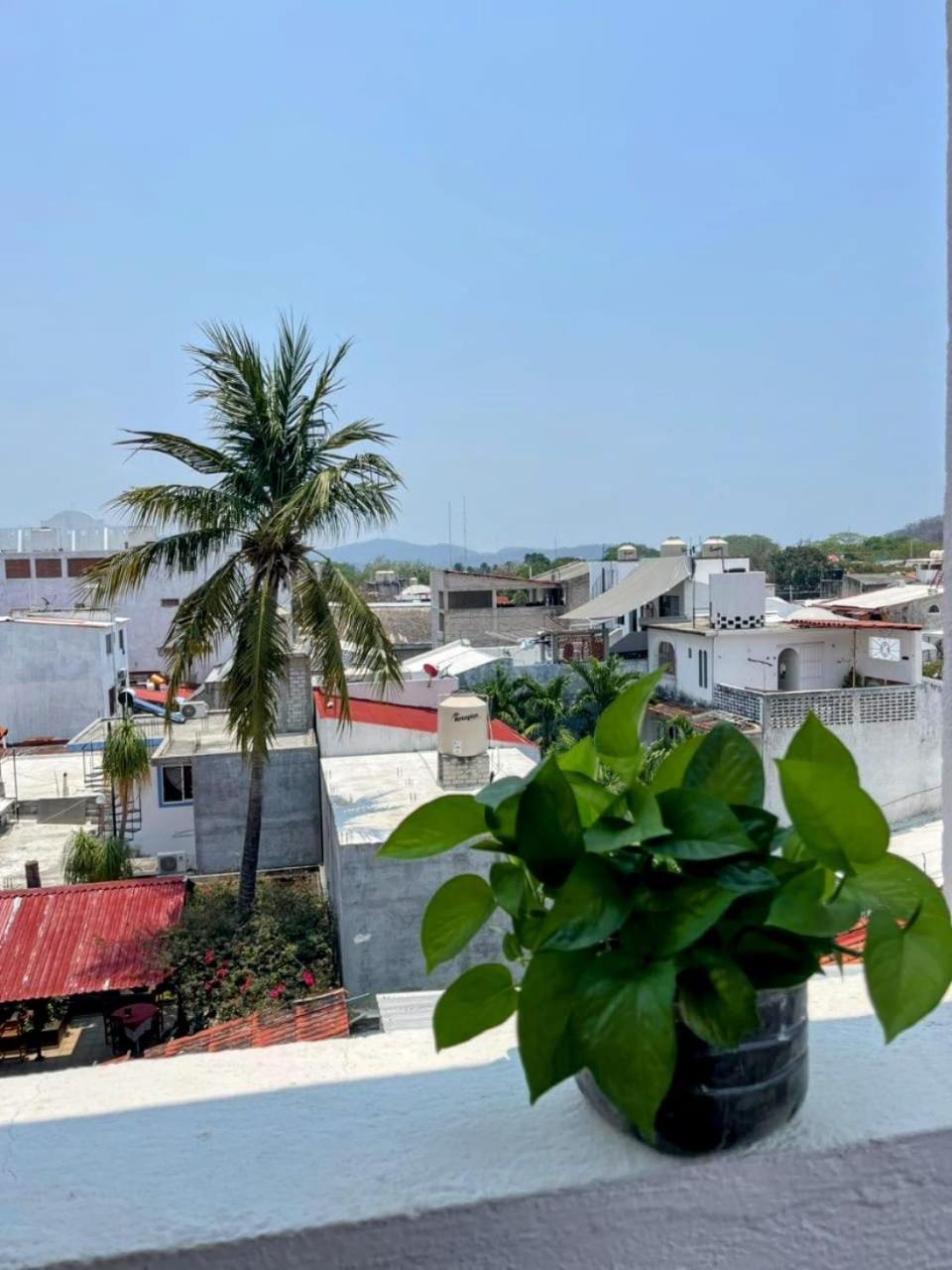 Casa Shaguiba Hotel Crucecita  ภายนอก รูปภาพ