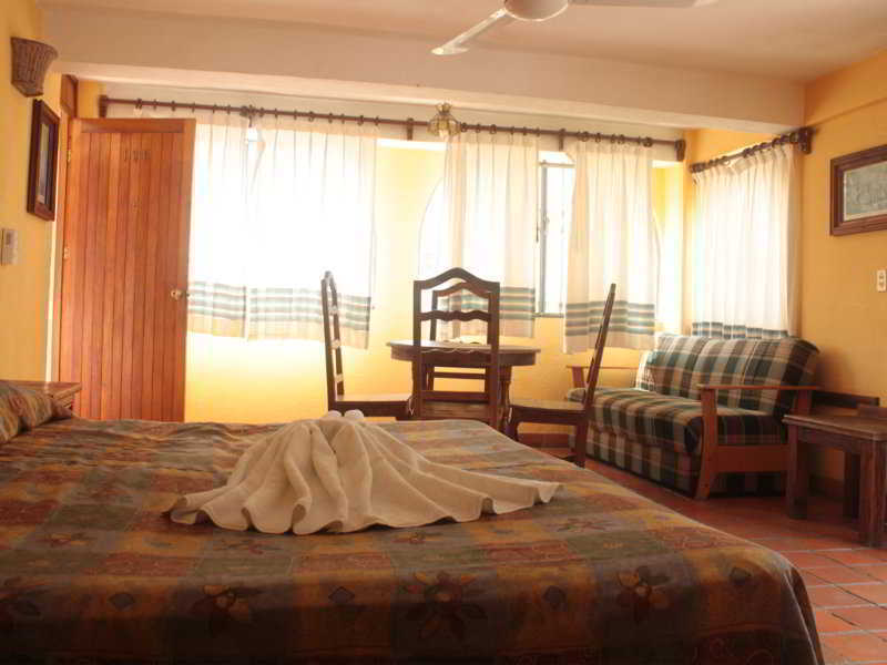 Casa Shaguiba Hotel Crucecita  ภายนอก รูปภาพ