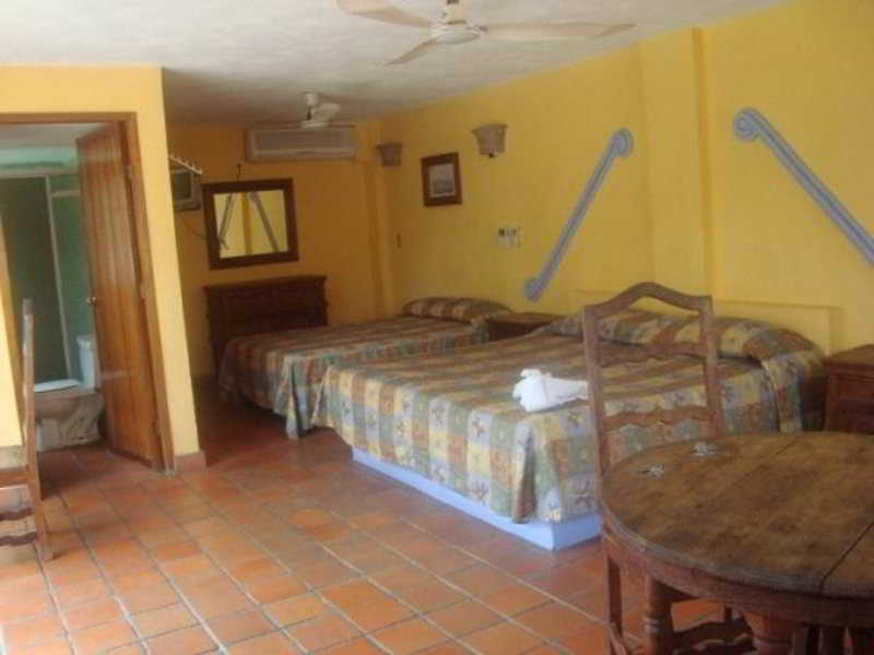 Casa Shaguiba Hotel Crucecita  ภายนอก รูปภาพ